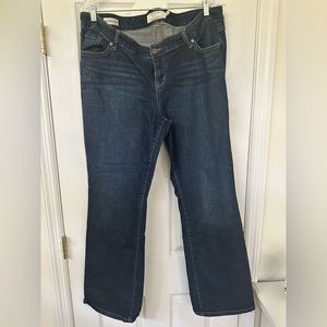 Women’s Torrid Relaxed Boot jeans, size 18